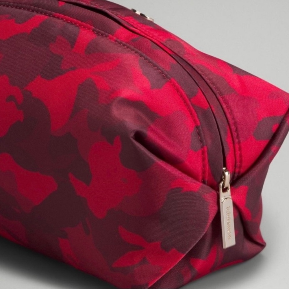 Lululemon Feeling Ready Pouch Mini -  Red